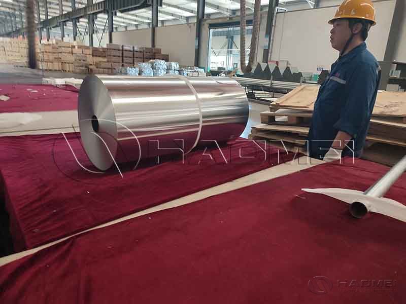 &iquest;Cu&aacute;les son los usos m&aacute;s comunes del papel de aluminio grueso?