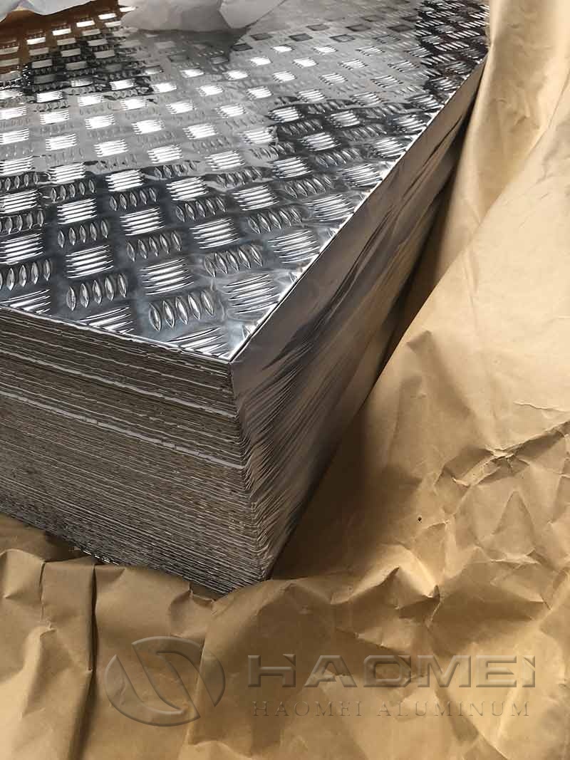 Placa De Aluminio Antideslizante De 5 Barras